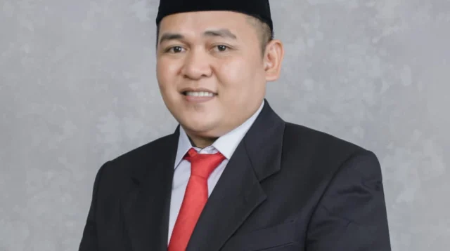 Ketua Bawaslu Kepri Zulhadril Putra