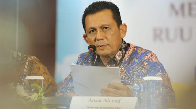 Gubernur Kepri Ansar Ahmad