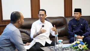 Walikota Batam Amsakar Achmad