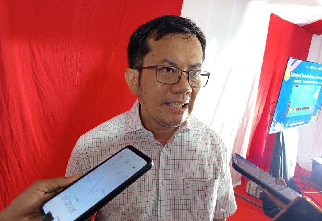 Husni Naparin, Kepala Implementasi Kebijakan Sistem Pembayaran dan Pengawasan Sistem Pengelolaan Uang Rupiah di Kantor Bank Indonesia perwakilan Provinsi Kepri
