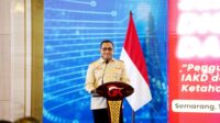 Kepala Eksekutif Pengawas IAKD OJK, Hasan Fawzi