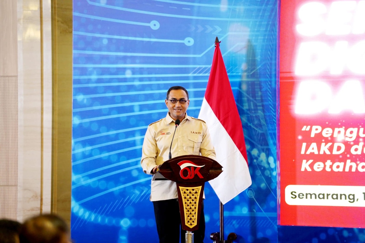 Kepala Eksekutif Pengawas IAKD OJK, Hasan Fawzi