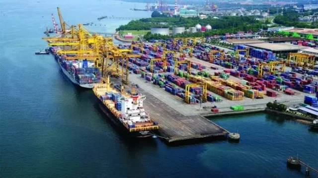ilustrasi sektor maritim