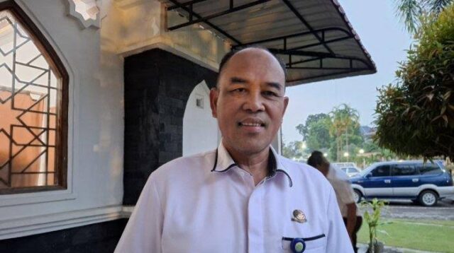 Kepala Dinas Koperasi dan Usaha Mikro Kota Batam, Salim,