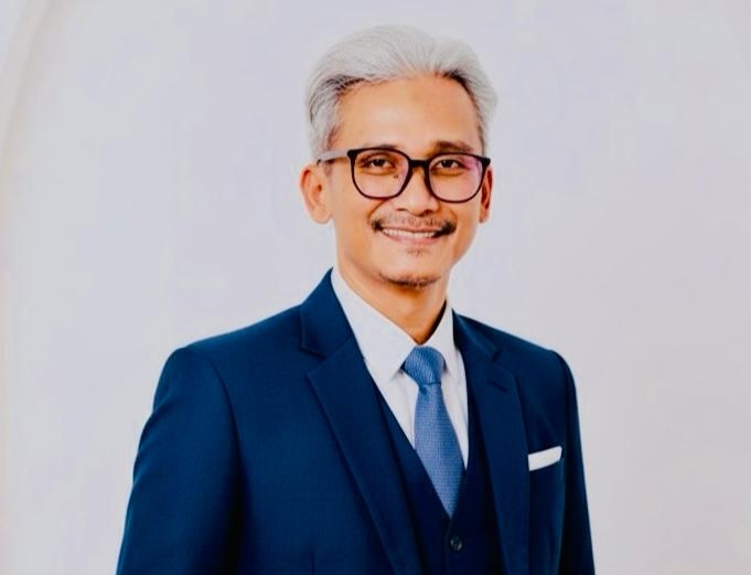 Ketua ISEI Cabang Batam sekaligus Dosen Universitas Internasional Batam, Dr. Suyono Saputra Ketua ISEI Cabang Batam sekaligus Dosen Universitas Internasional Batam, Dr. Suyono Saputra