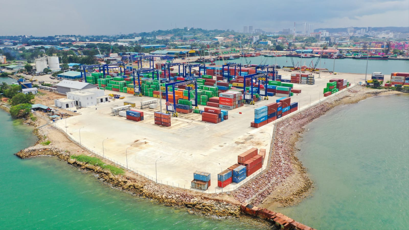 Terminal Peti Kemas (TPK) Batu Ampar