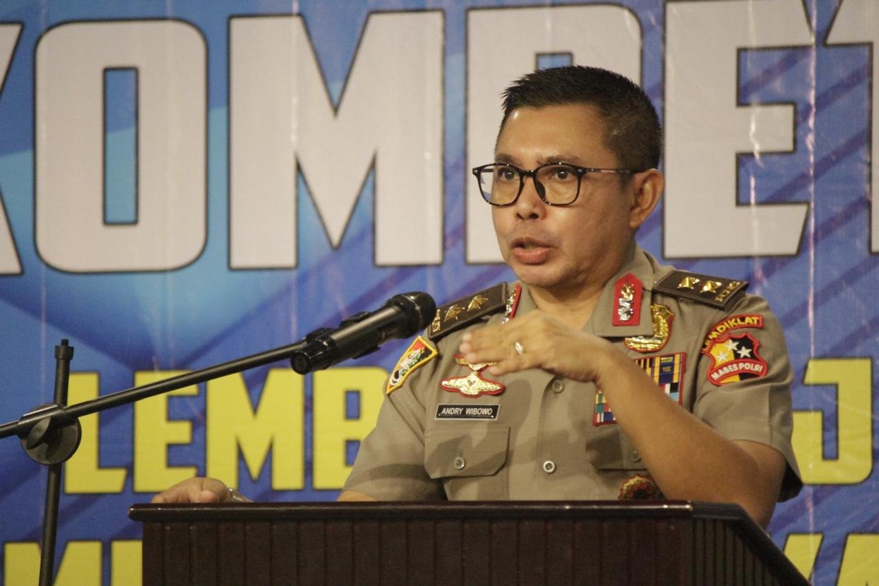 Irjen Pol. Dr. H. Andry Wibowo, S.I.K., M.H., Analis Kebijakan Utama Bidang Jianbang Lemdiklat Polri