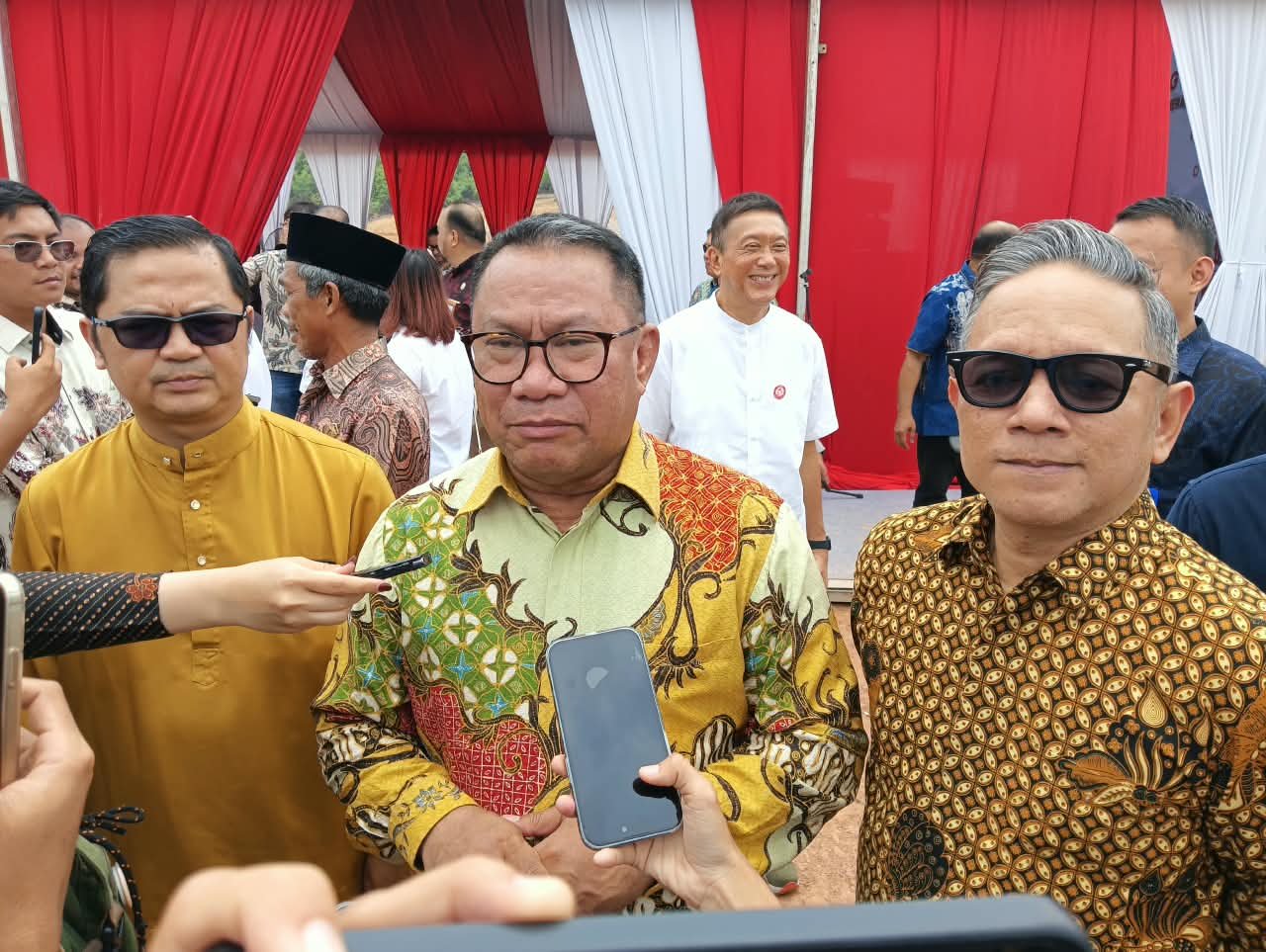 Deputi Bidang Investasi BP Batam, Fary Djemy Francis